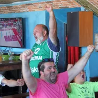 O finalistu odločil zadnji met