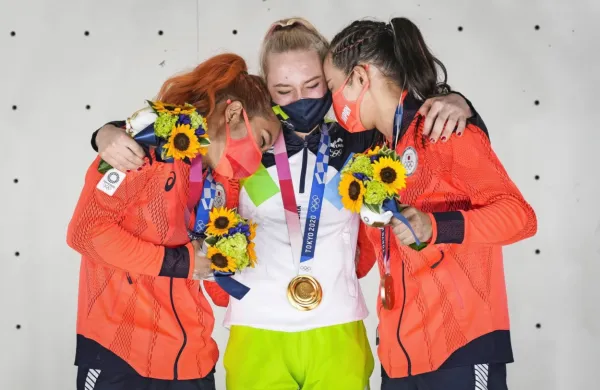 Janja Garnbret je olimpijska prvakinja
