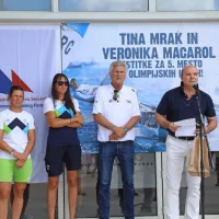 V Portorožu bučno sprejeli Tino Mrak in Veroniko Macarol