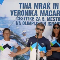 V Portorožu bučno sprejeli Tino Mrak in Veroniko Macarol