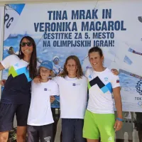 V Portorožu bučno sprejeli Tino Mrak in Veroniko Macarol