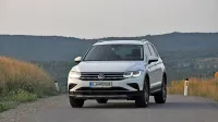Tiguan je morda trenutno najbolj vsestranski avto v Volkswagnovi 
ponudbi, čeprav ni poceni. Foto: Peter Pirkovič

