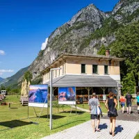 Stare italijanske kasarne v Trenti so še danes uporabne.