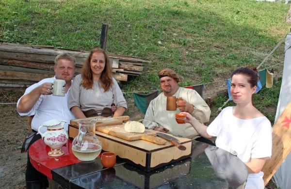 Članom društva ne manjka energije in idej, s katerimi želijo
popestriti turistični utrip v Predjami.