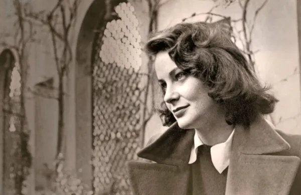 Dokumentarec  o  filmski zvezdnici Alidi Valli pripoveduje tudi s 
pomočjo njenih zasebnih pisem in dnevnikov.