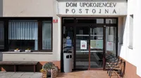 V domovih za ostarele ni veliko starostnikov, ki so še dovolj vitalni, 
da bi lahko sami kam šli, zato bi bile zanje zanimivejše storitve, ki 
bi prišle do njih. 