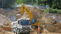 Do 1.  septembra morajo ves odložen material iz kamnoloma po nalogu inšpektorata  za okolje in 
prostor odstraniti.