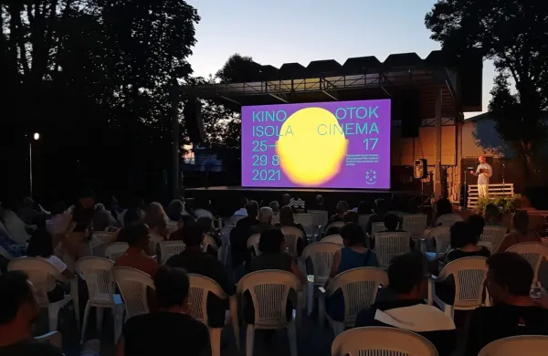 Letni kino Arrigoni, ki  bo do nedelje gostil več projekcij.    