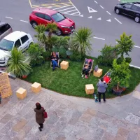 Začasno PARKirno MESTO v Kopru - dvomesečna preobrazba dela parkirišča v park