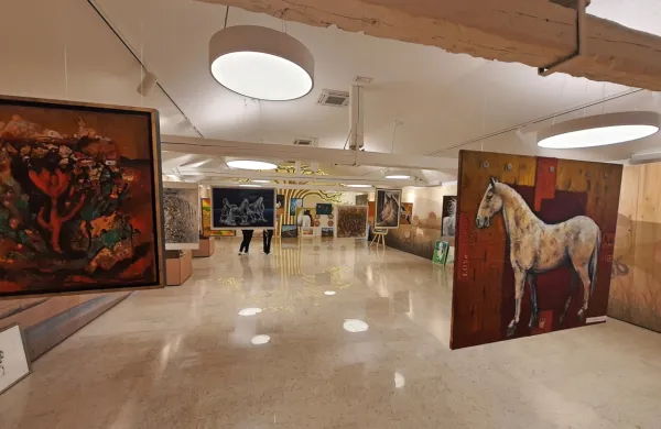 Motiva Krasa in lipicanca sta bila  rdeča nit letošnjega ex-tempora  
Kulturnega društva Kras.