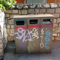 Vandalizem v prazničnih nočeh