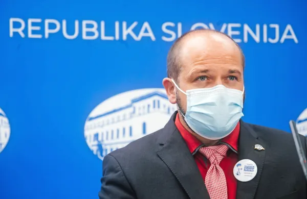 Minister za zdravje Janez Poklukar