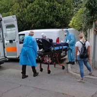 Divje nasilje in streljanje prekinilo tržaško sobotno rutino