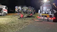 Včeraj med 1.30 in 6. uro zjutraj so območje testne proge 
nekdanjega kompleksa Tomos zasedli delavci podjetja Saubermacher, ki so v sodelovanju z Marjetico Koper poskrbeli za drugo 
fazo čiščenja jaškov vkopanih lovilcev olj in maščob. 