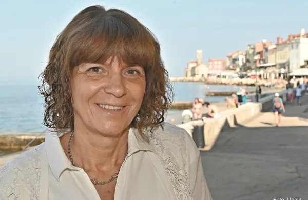Polona Senčar