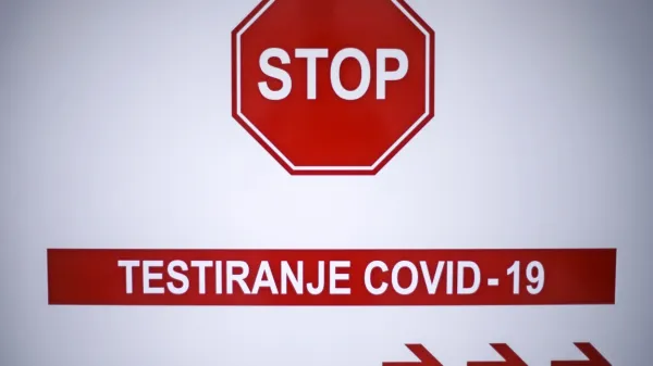 V sredo potrdili 1028 okužb, 109 covidnih bolnikov na intenzivni terapiji