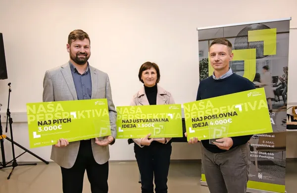 Nagrade za najboljše poslovne ideje so si prislužili (z leve): operni 
pevec Jure Počkaj, ustvarjalka aktivnih doživetij v naravi Suzana 
Vidmar in inovator Matej Mihelčič.  