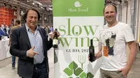 Minuli konec tedna sta se s svojimi vini na festivalu Slow Wine v 
Milanu predstavila Marjan Simčič (levo) in Uroš Klabjan.