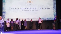   Tijana Zinajić  in del ekipe filma Prasica, slabšalni izraz za žensko, ki je prepričal  žirijo in občinstvo.  