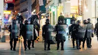 Policija je v zadnjem letu stopnjevala uporabo prisile na protestih, 
shodih ... 