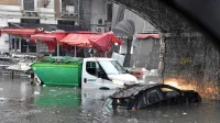 Catania v torek, lahko  bi bila tudi včerajšnja  Augusta.  