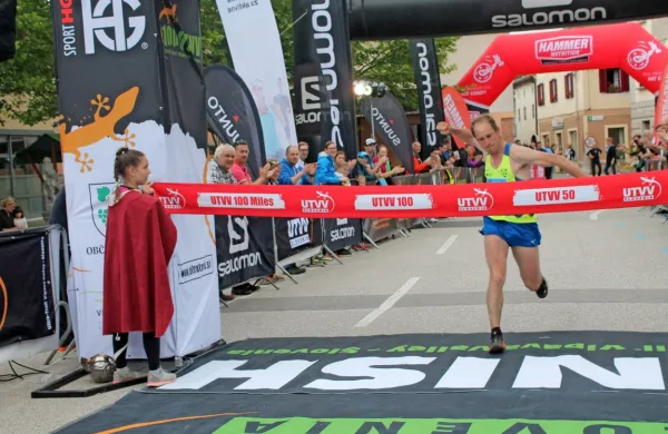 V teku na 50 km je vso konkurenco ugnal član Nanosa Marko 
Tratnik.