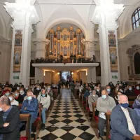 V Kopru so veličastno zazvenele največje cerkvene orgle v Sloveniji