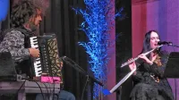 Janez Dovč in Tinkara Kovač sta v dvorani sv. Frančiška sklenila jesenski koncertni cikel Šelestenja.   