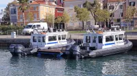 Po dveh gumenjakih, s katerimi  pomorski policisti delajo na morju v zadnjih letih, tokrat   na  policiji zbirajo 
ponudbe za  večji  patruljni čoln.