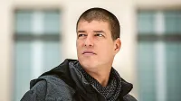 Goran Vojnović bo 30. novembra protagonist srečanja na temo večstranskih 
umetniških dosežkov, pred gledališkim debijem s predstavo Meja sneženja.
