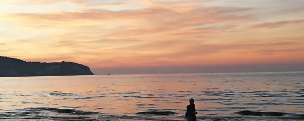 







Bolj ko se boste poglabljali v proces pomnjenja sanj, bolj boste 
ugotavljali, kako je to naravno in enostavno.