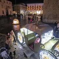 Kočija je tudi letos našla prostor na Titovem trgu.
