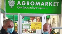 Član in predsednik upravnega odbora KZ Vipava Aleš Krečič (levo) 
in Aleš Kosovel.