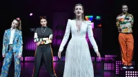  Lara Fortuna, Anuša Kodelja in Lucija Harum (z leve) upodabljajo osrednje like predstave Tridesetletnice. 