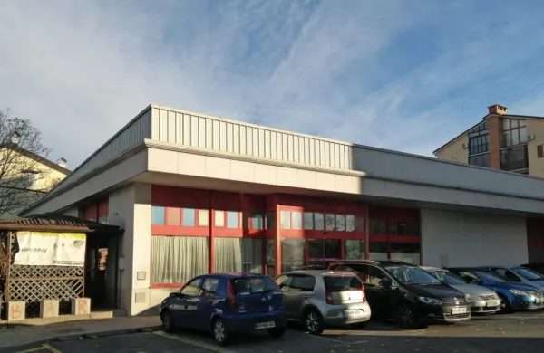 V prostorih bivše Emone ne bo specialističnih ambulant, a bife 
Chuchibar ostaja tudi v letu 2022.