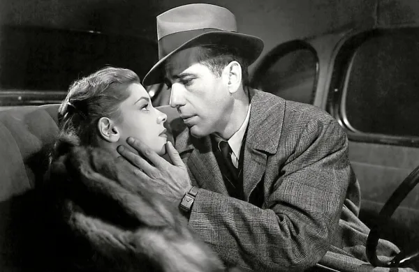 V filmu Veliki spanec, ki ga je leta 1946 režiser  Howard Hawks posnel po Chandlerjevem romanu, sta igrala 
Humphrey Bogart in Lauren Bacall. Kot scenarist je sodeloval tudi pisatelj William Faulkner.  


