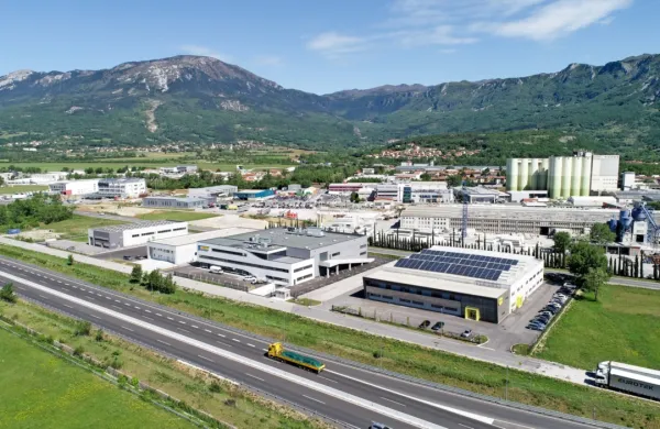 Z OPN bodo v Ajdovščini na voljo dodatna zemljišča za  poslovne 
cone. 