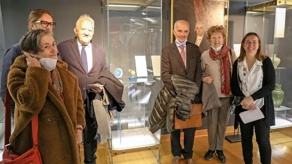 Dragoceno muzejsko pridobitev so predstavili prejšnji teden 
(Vanja Lokar in soproga Sonja sta tretji in druga z desne).