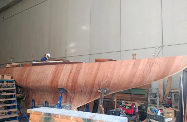 Jadrnico temeljito popravljajo v tržiški ladjedelnici Alto Adriatico 
Custom Construction. 