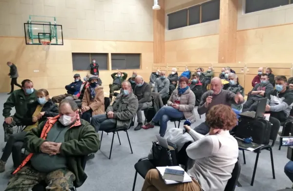 Javna razprava ni prinesla podpore načrtu   za  polje vetrnih elektrarn v neposredni bližini Dolenje  vasi.