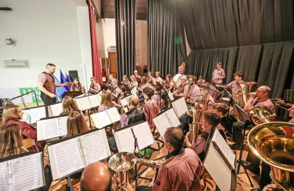 V petek so 120-letnico Pihalnega orkestra Sveti Anton praznovali z 
novoletnim koncertom v dvorani zadružnega doma.   