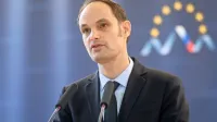 Anže Logar je s  slovenskim predsedovanjem Svetu EU zadovoljen. 
Prepričan, je, da je država v zadnjega pol leta dvignila raven 
prepoznavnosti slovenske diplomacije, s čimer se bo lahko 
uspešneje potegovala za mesto nestalne članice Varnostnega 
sveta  OZN. 
