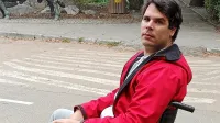 Postojnčana Borisa Sibinčića je  na invalidski voziček pred tremi 
leti prikovala hitro napredujoča bolezen multipla skleroza.