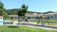 Vrtec Lehte v Sežani je eden od dvanajstih, ki sodi pod okrilje 
zavoda Vrtec Sežana. Če bodo na januarski seji sežanski svetniki 
potrdili nove cene programov varstva, bodo starši plačevali za 
približno sedem odstotkov višjo ceno. 