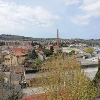 Z  OPN načrtujejo pozidavo Ribe z Malo opremo  (v ospredju fotografije) in Arga. Ob morju dopuščajo tudi 
gradnjo stanovanj.