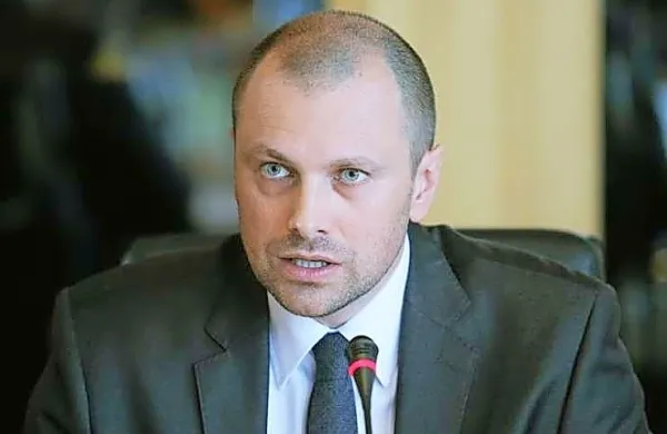 Blaž Brodnjak, predsednik uprave NLB in predsednik nadzornega 
sveta Združenja bank Slovenije, je kritičen do Banke Slovenije.