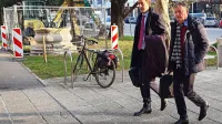 Sodba Bošku Šrotu (desno) nalaga plačilo 13 milijonov evrov, 
odvetnik Uroš Pogačnik (levo) je  napovedal pritožbo na sodbo.