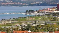 Na seznamu problematičnih naložb pod lupo revizorjev sta se 
znašla tudi rekreacijski  park za odbojko na mivki in mestni park  ob 
Semedelski promenadi.
