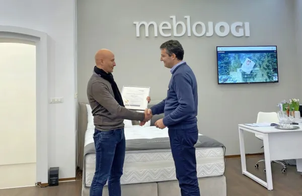 Meblo INT srbski trg osvaja v partnerstvu z lokalnimi prodajalci, ki 
bodo širili njihovo poslanstvo - nuditi spalno udobje najvišjega 
nivoja.