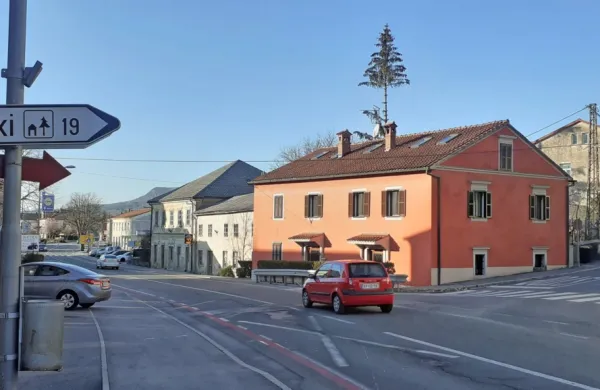 Za del poti proti Sviščakom bodo zgradili nadomestno cesto.